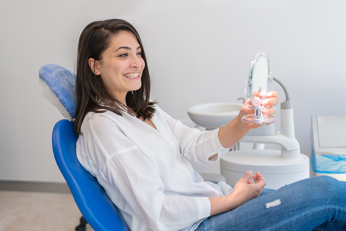 Managing Comfort and Recovery After Dental Implant Surgery